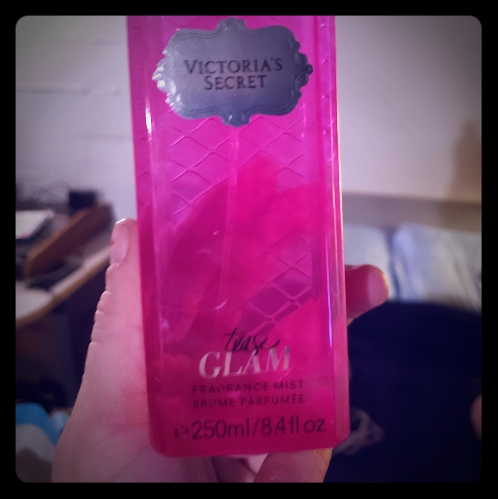 Victoria secret new fragrance tease glam